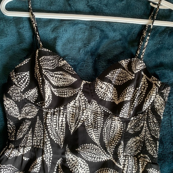 Summer dress - Picture 3 of 4